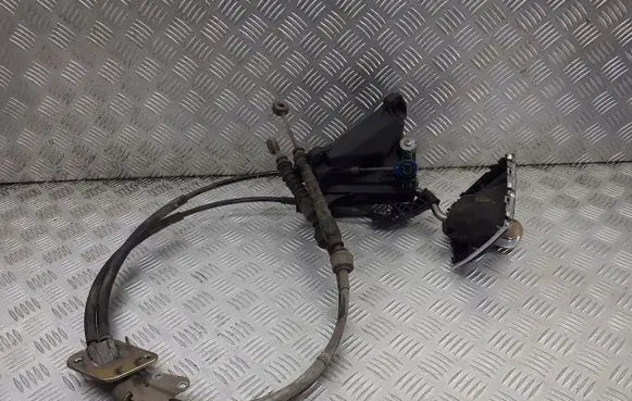 Toyota Corolla Verso E121 Gear selector/shifter in gearbox 33530-0F010