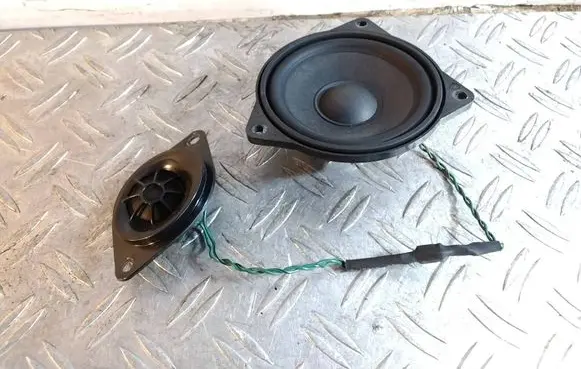 BMW 5 F10 F11 Parcel shelf speaker 65139169689 65139175696