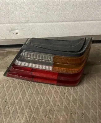 Mercedes-Benz E W124 Rear/tail lights 0153373R3