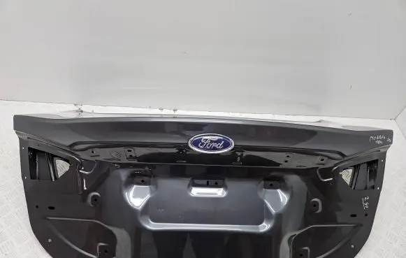 Ford Mondeo MK V Tailgate/trunk/boot lid