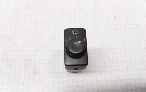 KIA Rio Headlight level height control switch
