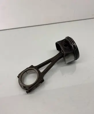 Opel Astra H Piston with connecting rod Z14XEP