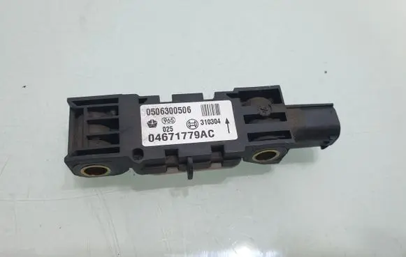 Chrysler Voyager Airbag deployment crash/impact sensor 0506300506 04671779AC