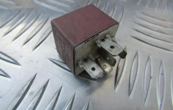 Renault Clio II Other relay 12V25A03612