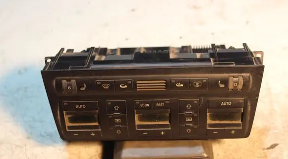 Audi A8 S8 D2 4D Climate control unit 4D0820043Q