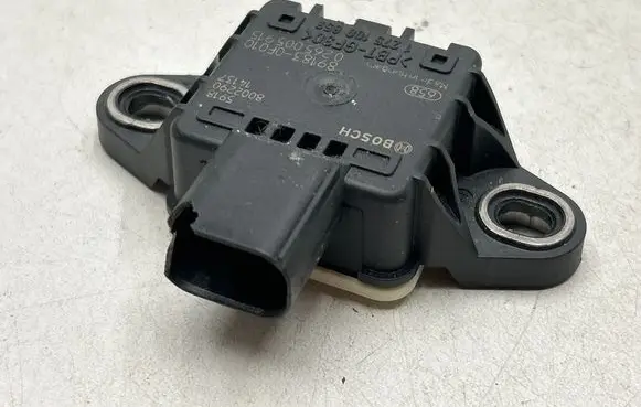 Toyota Avensis T270 ESP acceleration yaw rate sensor 891830F010 0265005915 1275100853