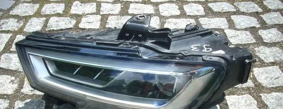 Audi A3 S3 8V Headlight/headlamp 8V0941783