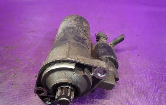 Volkswagen Polo III 6N 6N2 6NF Starter motor 020911023P