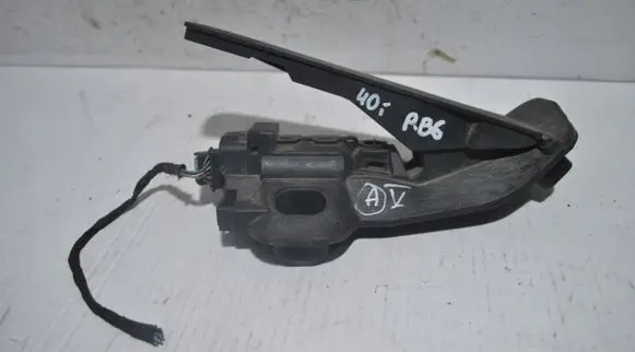 Volkswagen PASSAT B6 Accelerator throttle pedal 1K2721503M