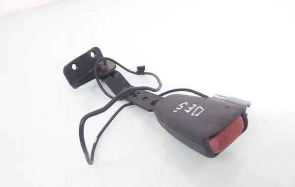 Volvo V70 Front seatbelt buckle 9191817