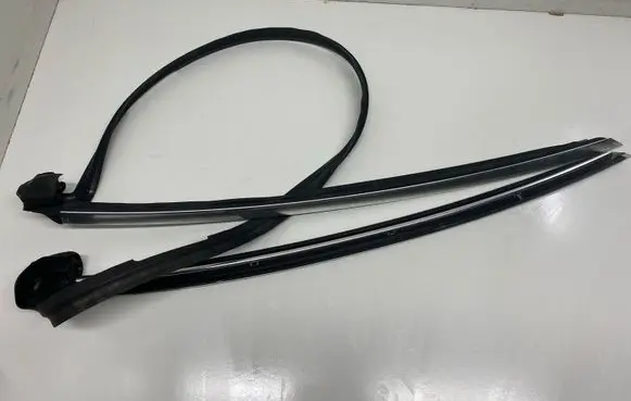 BMW 3 E92 E93 Loading door rubber seal (on body)