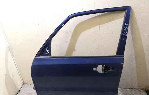 Mitsubishi Pajero Front door