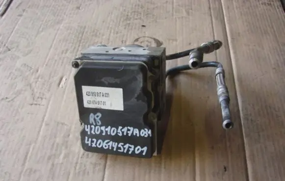 Audi R8 42 ABS Pump 420910517A