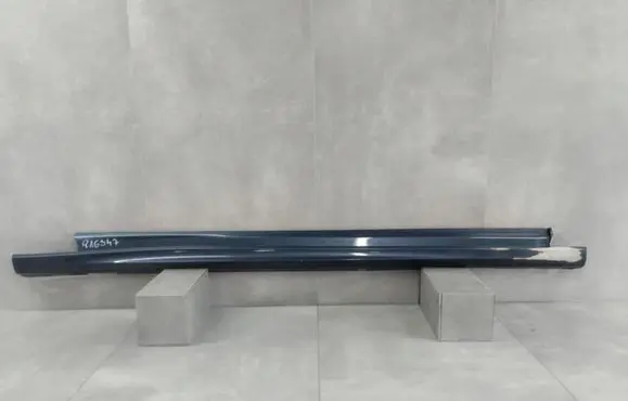Ford Focus ST Front sill (body part) JX7B-A10154-S
