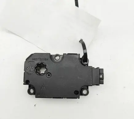 Audi Q7 4M Air flap motor/actuator HE0T0026K HEUT0045K