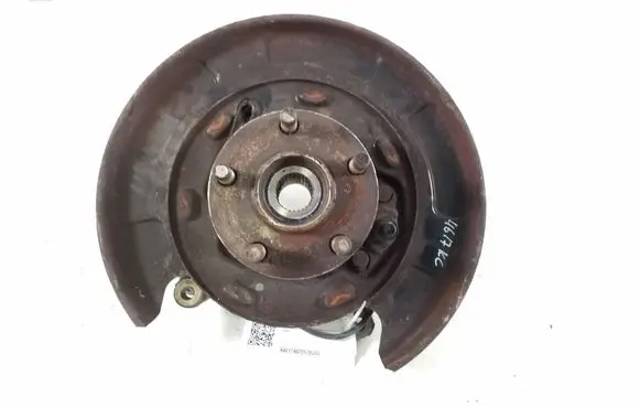 Subaru Legacy Rear wheel hub