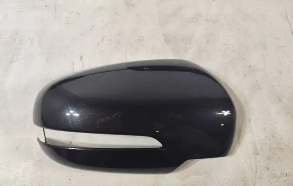 Suzuki SX4 S-Cross Plastic wing mirror trim cover 7101013L