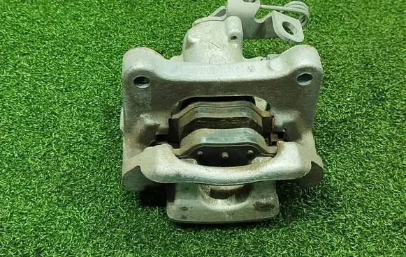 Peugeot 2008 II Rear brake caliper 9824502080 L83212