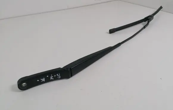 Volkswagen PASSAT B7 Front wiper blade arm 3AC955409