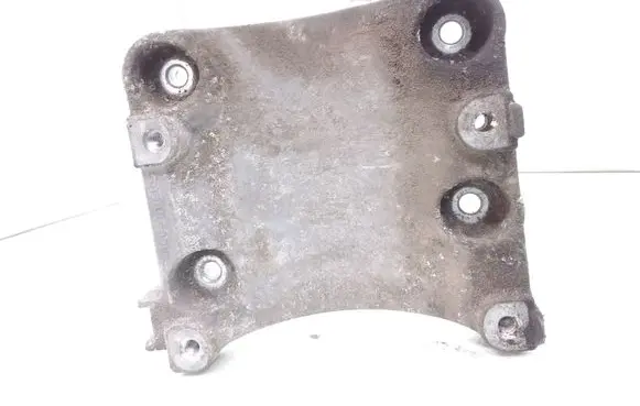 Honda Accord A/C compressor mount bracket 