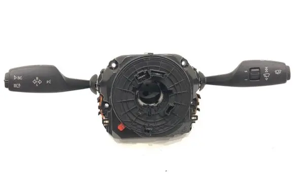 Wiper turn signal indicator stalk/switch
