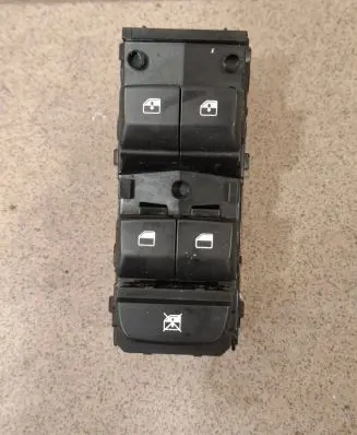 KIA Ceed Quarter vent window switch 93570-J7600