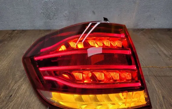 Mercedes-Benz E W212 Rear/tail lights A2129061703 615901