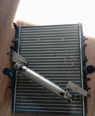Peugeot 607 Coolant radiator 9637969480
