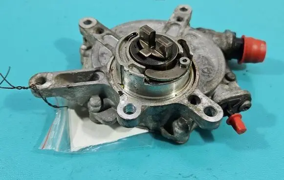 Mercedes-Benz CLS C218 X218 Vacuum pump A2780106701 IMPRK1473537