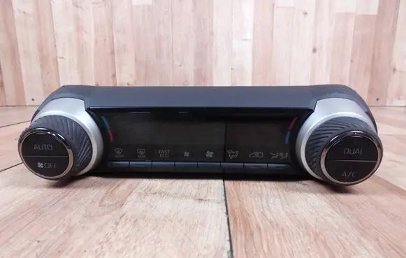 Toyota RAV 4 (XA50) Climate control unit 5590042610