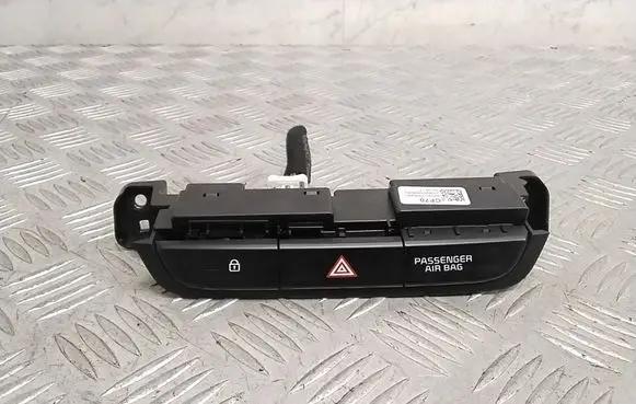KIA Ceed Hazard light switch 93600J7000