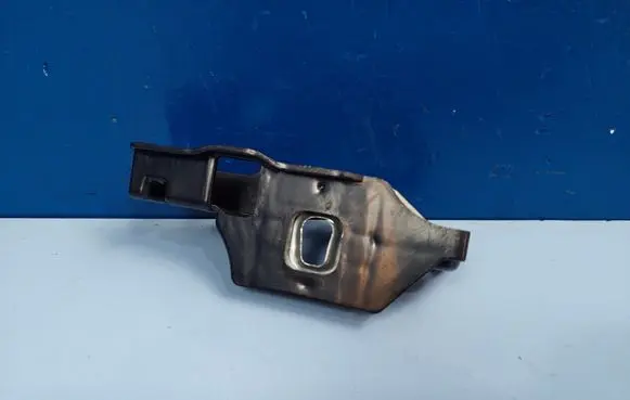 Mercedes-Benz CLA C117 X117 W117 Headlight/headlamp mounting bracket A1178200014