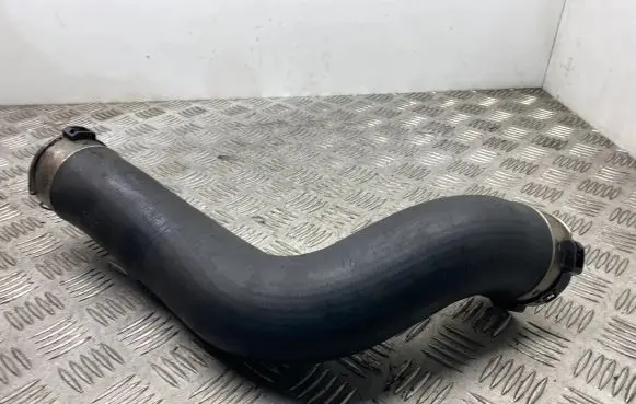 BMW 5 F10 F11 Intercooler hose/pipe 7810615