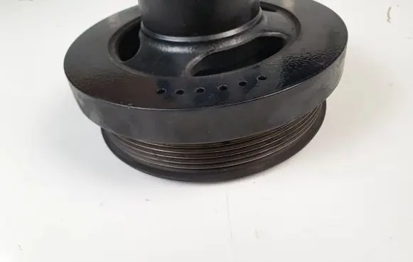 Mercedes-Benz E W212 Crankshaft pulley A6510351012