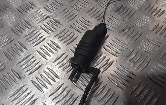 Audi A4 S4 B6 8E 8H Windscreen/windshield washer pump