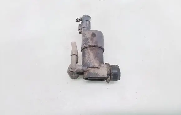 Nissan Terrano Windscreen/windshield washer pump