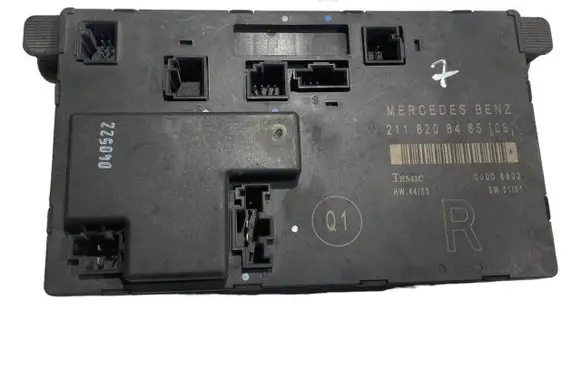 Mercedes-Benz E W211 Door control unit/module 2118208485