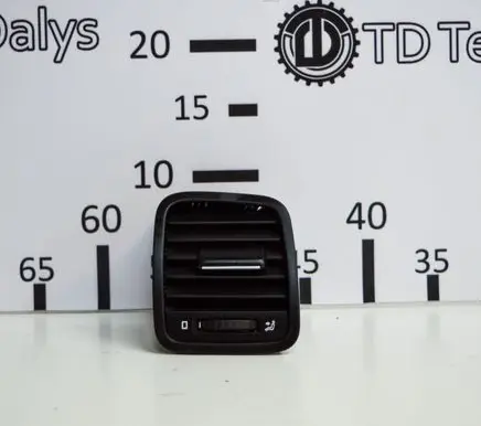 Skoda Yeti (5L) Dashboard air vent grill cover trim 5L0819702
