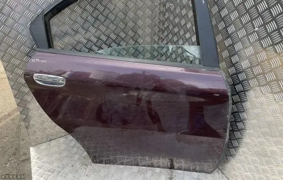 Alfa Romeo 166 Front door