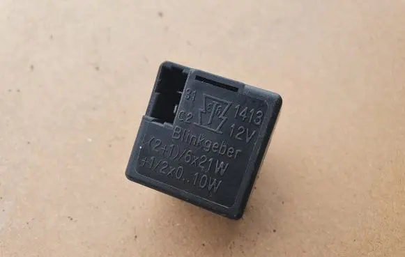 Volkswagen Golf II Other relay BLINKGEBER