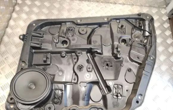Mercedes-Benz B W246 W242 Front window lifting mechanism without motor 920817111 A24682006
