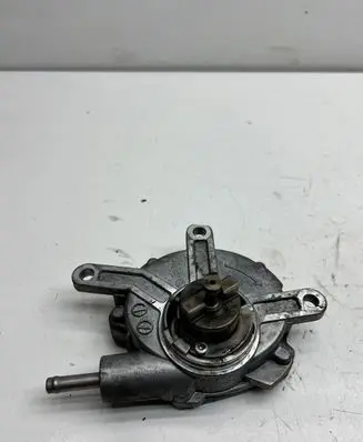 Lexus IS 220D-250-350 Vacuum pump 04010756