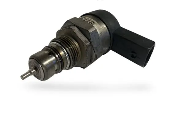 BMW 3 E90 E91 Fuel pressure regulator 0281002738
