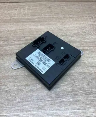 Mercedes-Benz E W211 Comfort/convenience module 2115450532