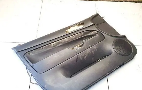 Skoda Superb B5 (3U) Front door card panel trim 3B0867011