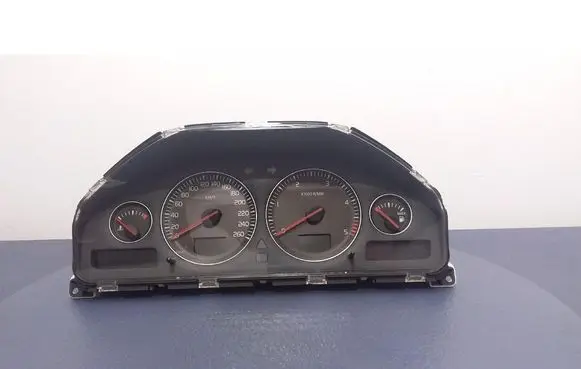 Volvo S60 Speedometer (instrument cluster) 30746102