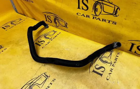 Ford Explorer VI Engine coolant pipe/hose 