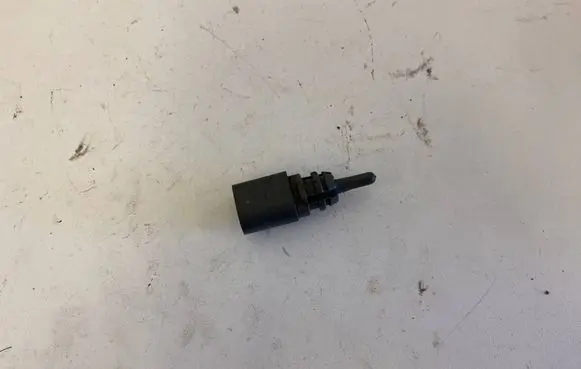 Skoda Rapid (NH) Outside/exterior temperature sensor 8Z0820535A