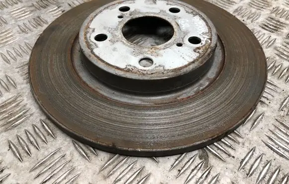 Toyota Avensis T270 Rear brake disc