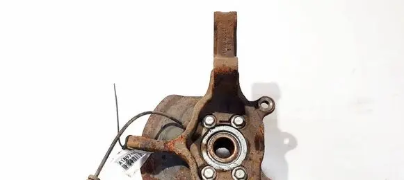 Nissan Qashqai Front wheel hub 